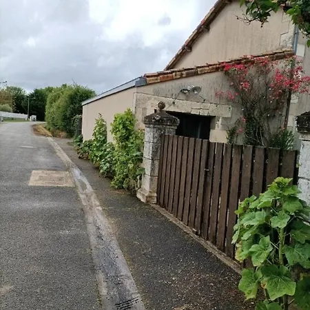 Cozy 10 Min Poitiers - 25 Min Futuroscope Apartament