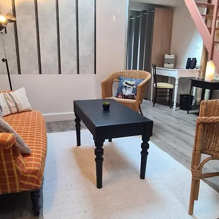 Apartment Le Mezzo - Parking Gratuit - 10min Poitiers Centre, Creps, Chantier Sncf - 5min Vouneuil-sous-biard - Proche Domaine Des Piliers
